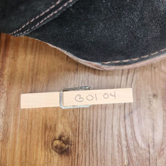 Clarks Artisan Carleta Lyon Womens Sz 10M Black Suede Heeled Ankle Booties Boots - Picture 12 of 12